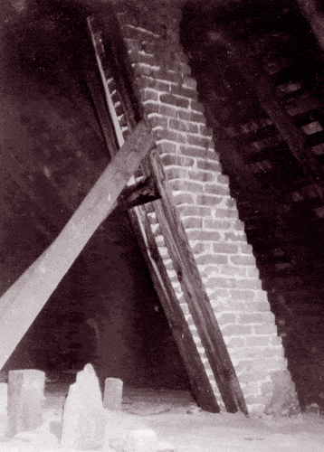 1-postcard-chimney.gif