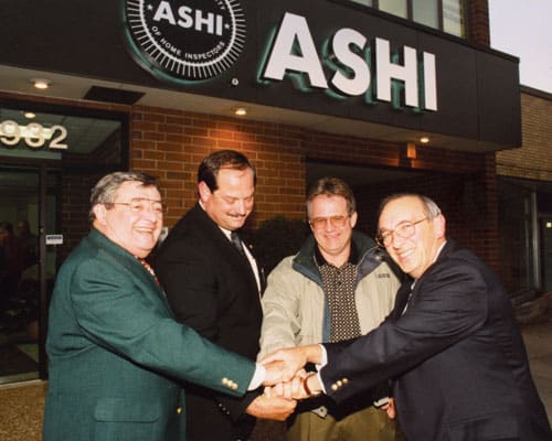 ASHIhq.jpg