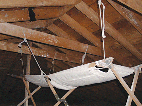 attic-cot.gif