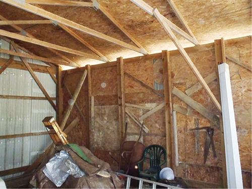 barn1.jpg
