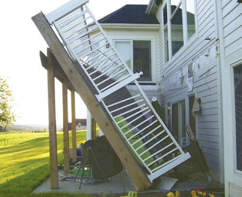 DeckcollapseWI.jpg