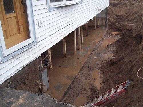 Foundation101_3038.jpg