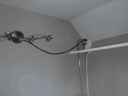 PC_ShockingShower_DMaudlin.gif